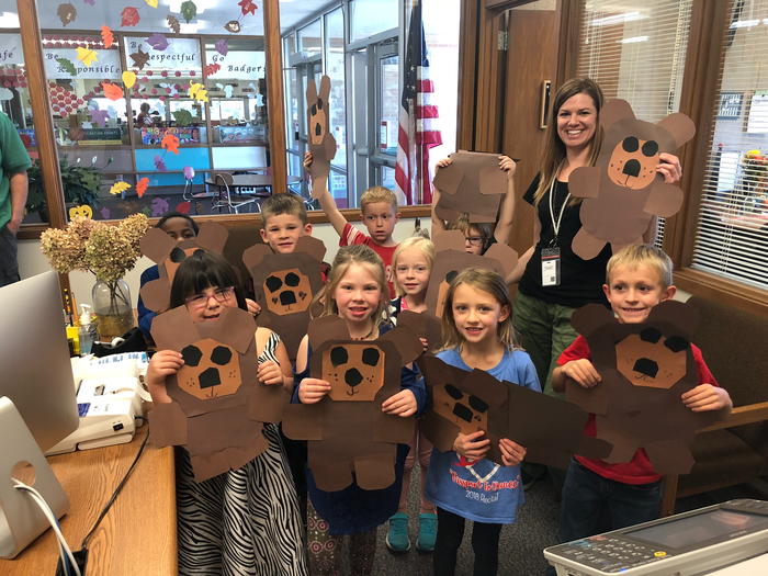 Mrs. Muirhead’s class celebrating T with their teddy bears! 